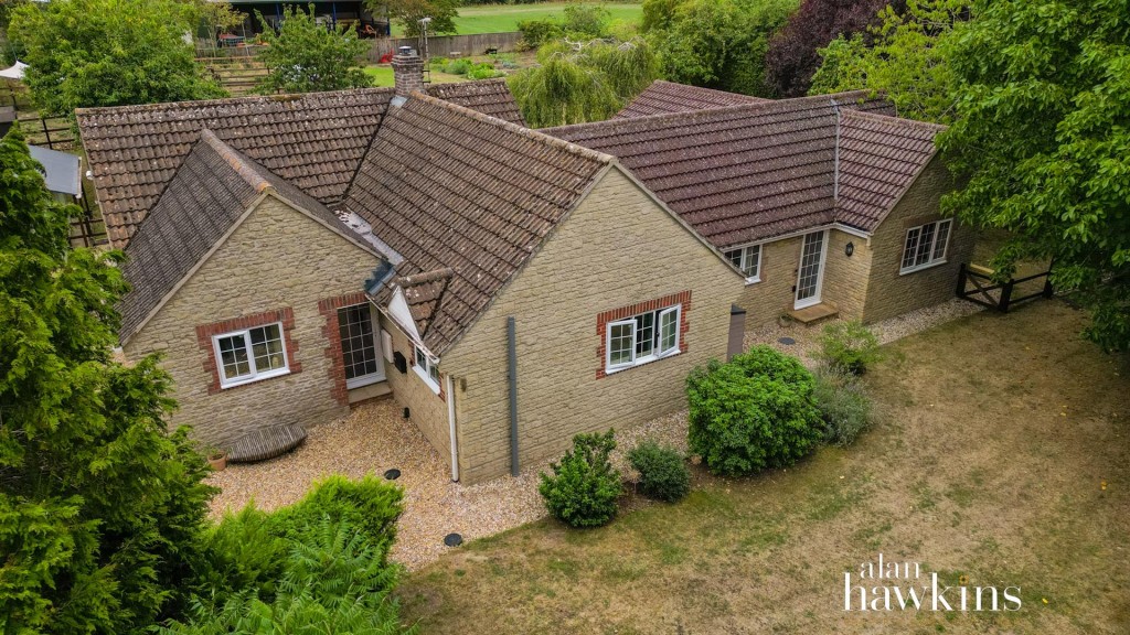 Images for Preston, Lyneham, Chippenham EAID:11742 BID:1
