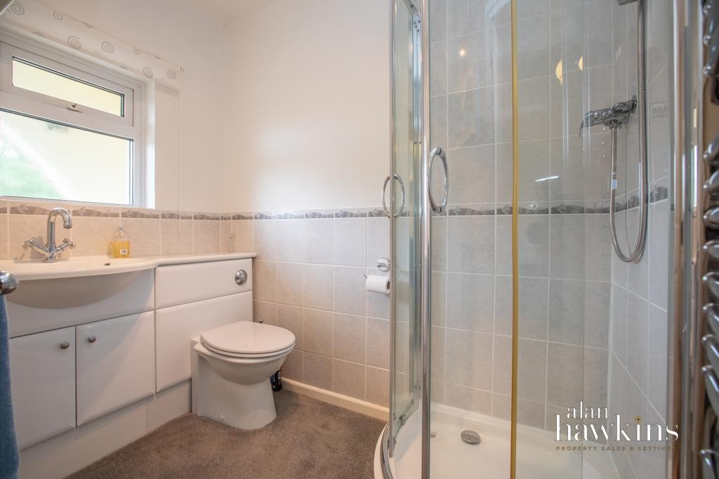 Images for Chestnut Springs, Lydiard Millicent, Swindon EAID:AlanHakinsAPI BID:1