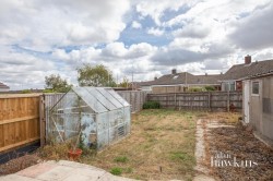 View Full Details for Rowan Drive, Royal Wootton Bassett SN4 - EAID:AlanHakinsAPI, BID:1