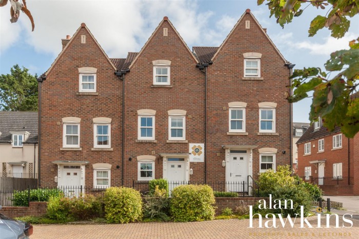 View Full Details for Daisy Brook, Royal Wootton Bassett - EAID:AlanHakinsAPI, BID:1