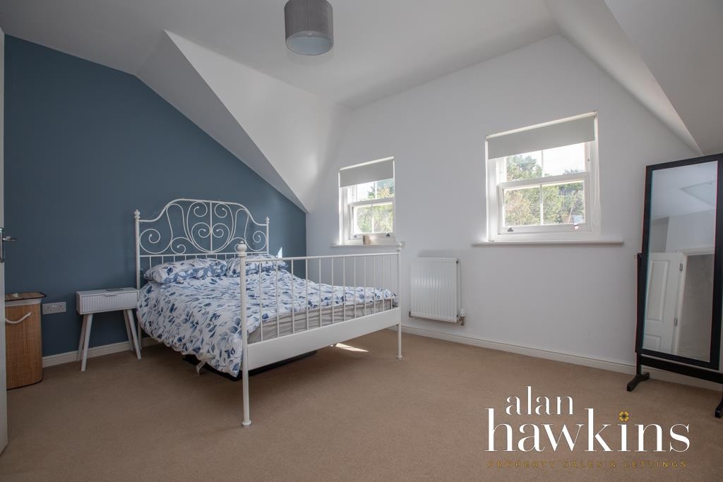 Images for Daisy Brook, Royal Wootton Bassett EAID:AlanHakinsAPI BID:1