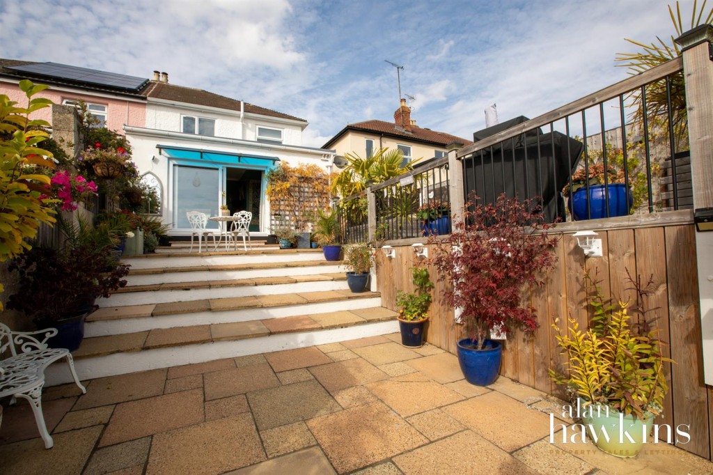 Images for Bath Road, Royal Wootton Bassett EAID:AlanHakinsAPI BID:1