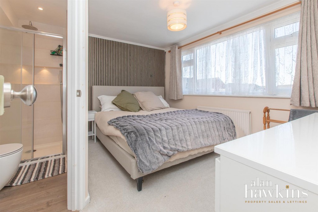 Images for Masefield, Royal Wootton Bassett EAID:AlanHakinsAPI BID:1