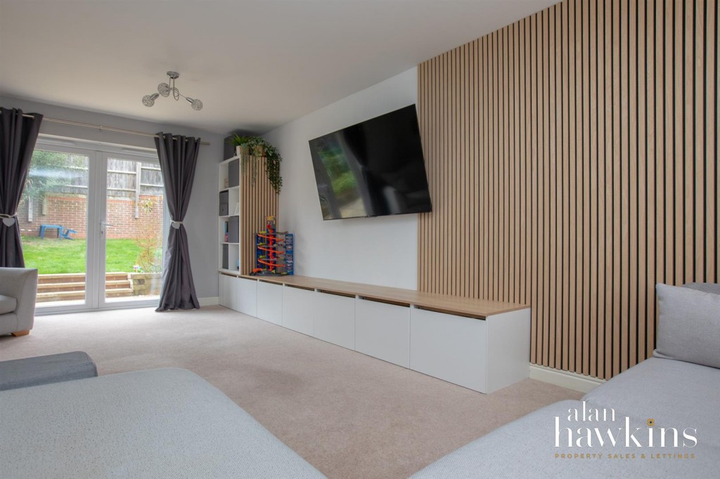 Images for Windmill Road, Royal Wootton Bassett EAID:AlanHakinsAPI BID:1