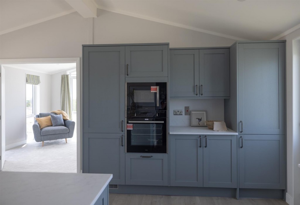 Images for Lillybrook Estate, Lyneham, Chippenham EAID:AlanHakinsAPI BID:1