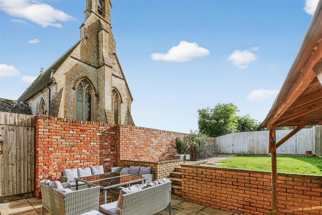 Images for Bradenstoke, Chippenham EAID:AlanHakinsAPI BID:1