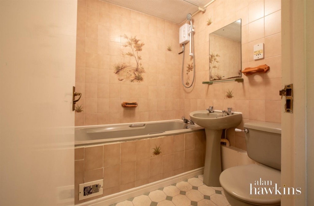 Images for Wood Street, Royal Wootton Bassett SN4 7 EAID:AlanHakinsAPI BID:1