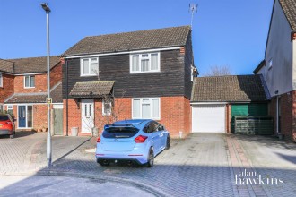 High Mead, Woodshaw, Royal Wootton Bassett