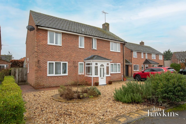 Boundary Close, Bradenstoke, Chippenham