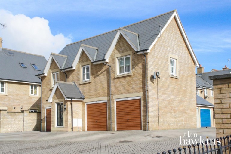 Doulton Close, Swindon