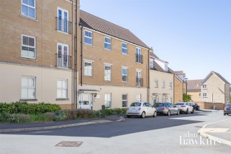 Truscott Avenue, Swindon