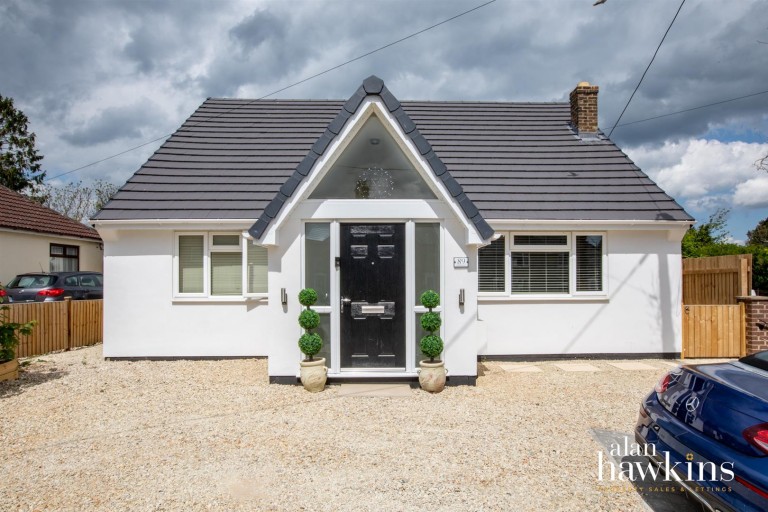 Pavenhill, Purton SN5 4