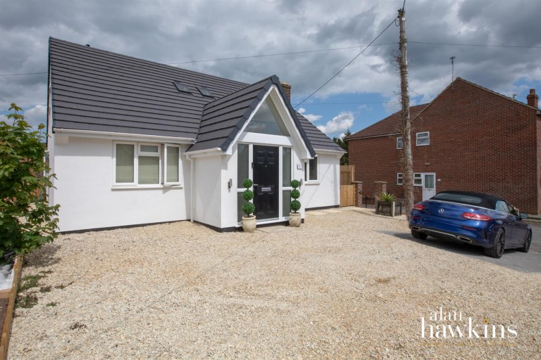 Pavenhill, Purton SN5 4