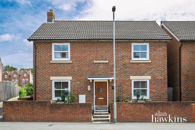 Station Road, Royal Wootton Bassett SN4 7