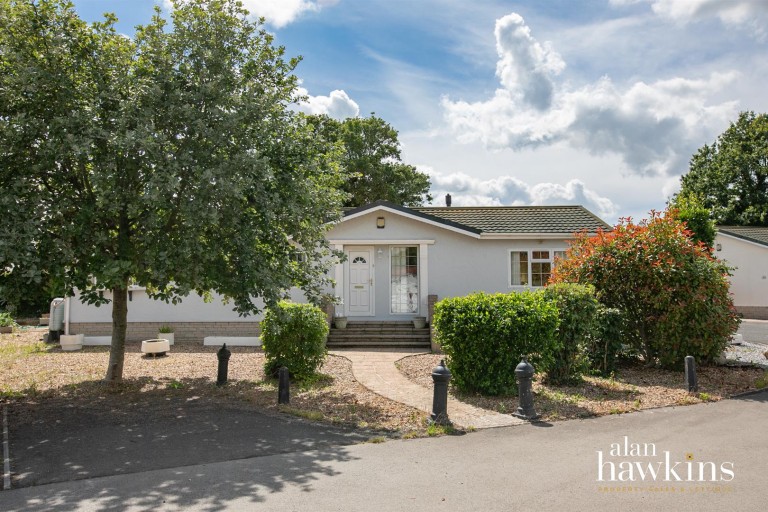 Lillybrook Estate, Lyneham SN15 5