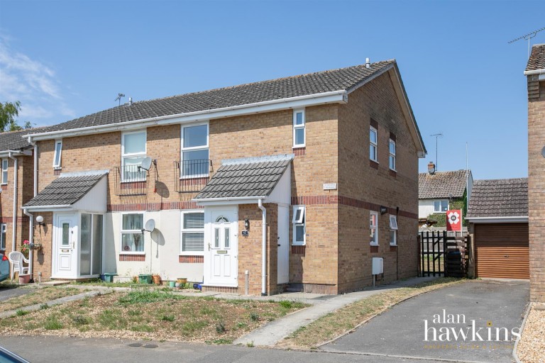 Victoria Drive, Lyneham Sn15 4