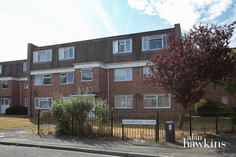 Kimmeridge Close, Swindon SN3 3