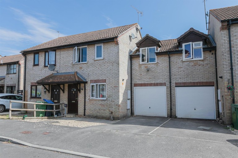 Campion Close, Calne